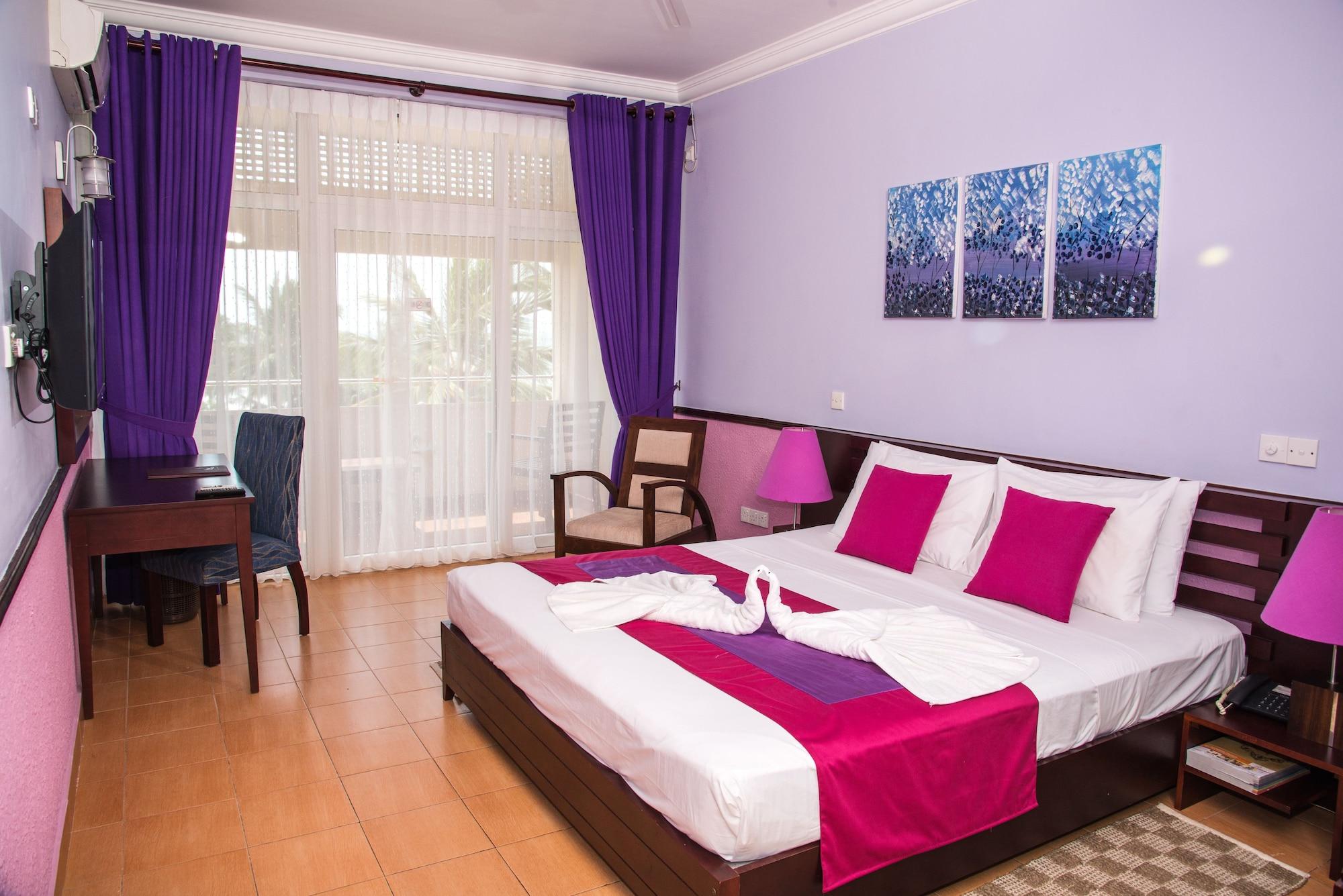 Paradise Beach Hotel Negombo Exterior foto