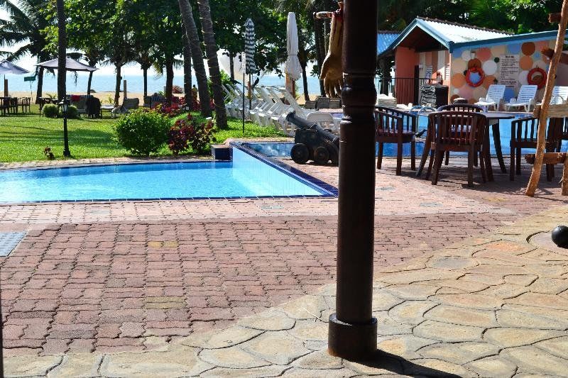 Paradise Beach Hotel Negombo Exterior foto